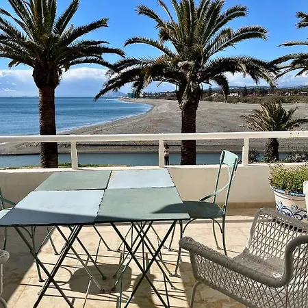Sotogrande Paseo Del Rio Apartment Exterior photo
